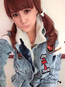 何小苗个人资料,才华横溢的年轻才俊，揭秘其成长之路